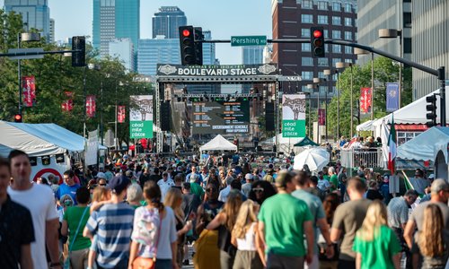 Crowds at the Kansas City Irish festival