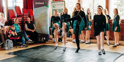 Irish dancers performing in Edinburgh