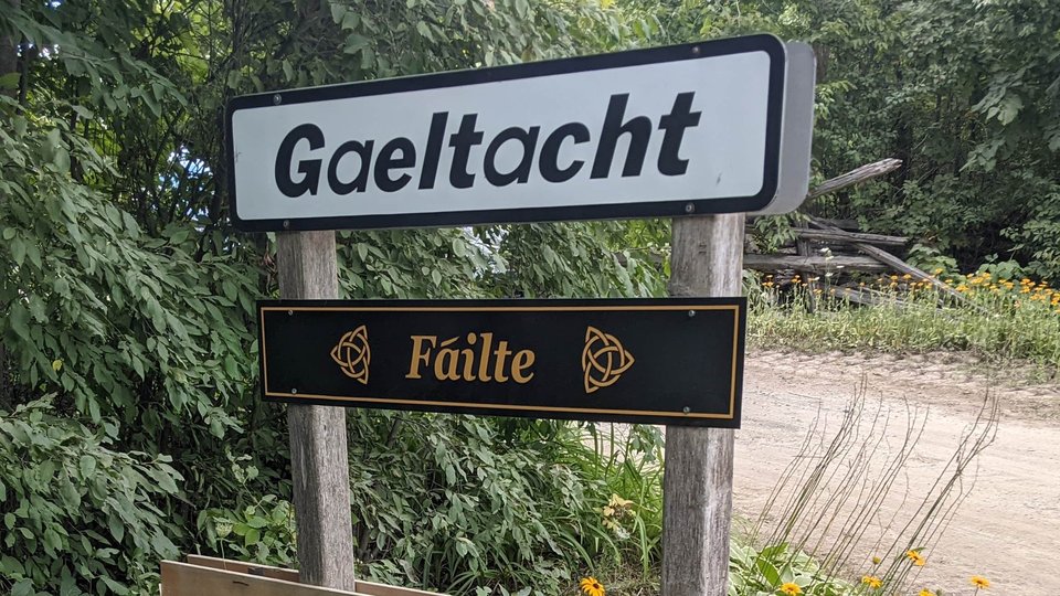 Gaeltacht sign