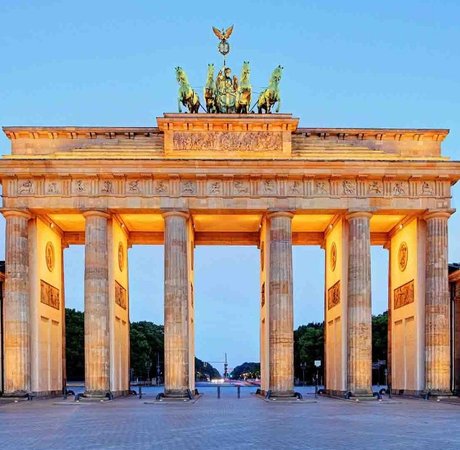 Brandenburg Gate at dusk